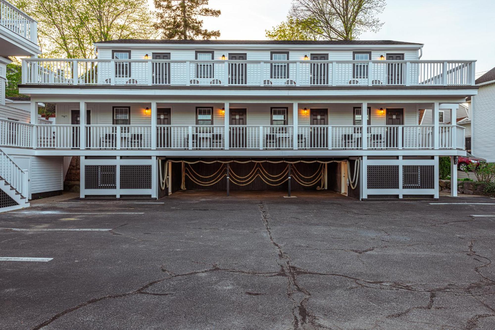 Eagle House Motel Рокпорт Экстерьер фото